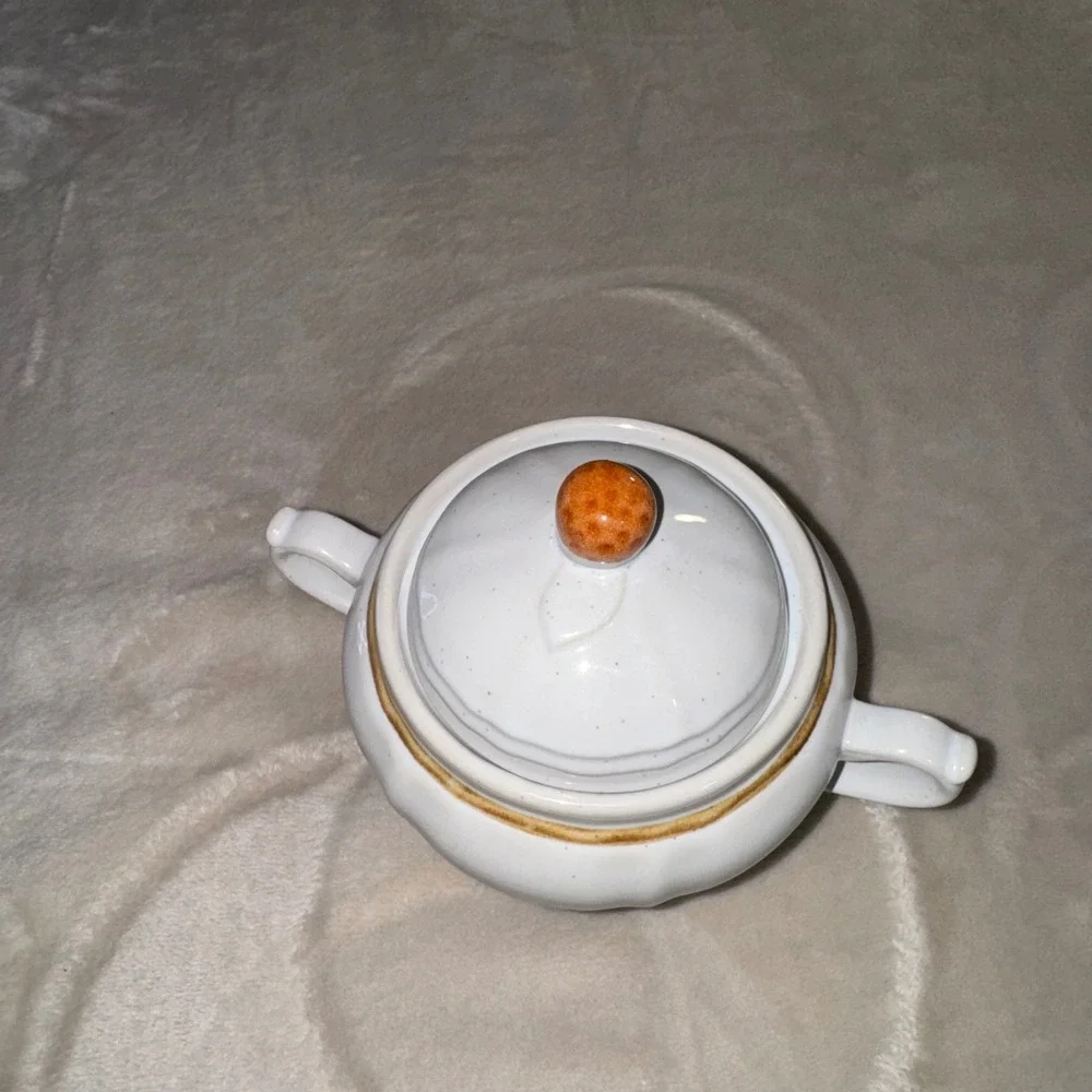 Americana Hearthside Berries n Cream Vintage Stoneware Sugar Bowl Casserole Set